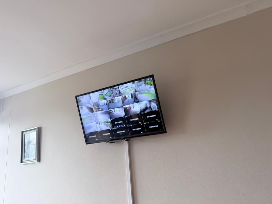 2 Bedroom Property for Sale in Port Elizabeth Central Eastern Cape